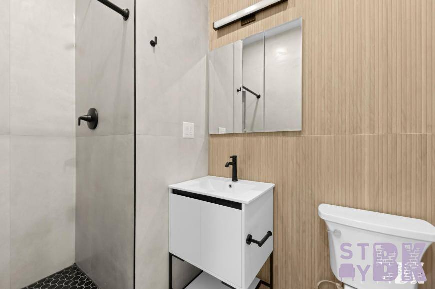 Apartment for rent at 63 Suydam St #1, Brooklyn, NY 11221