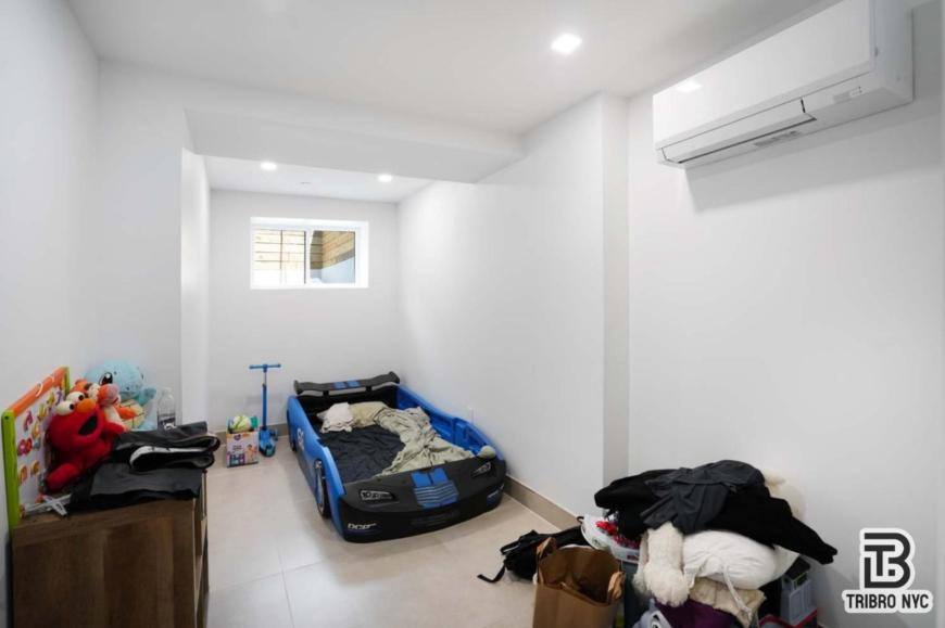 Apartment for rent at 13 N Elliott Place #4E, Brooklyn, NY 11205