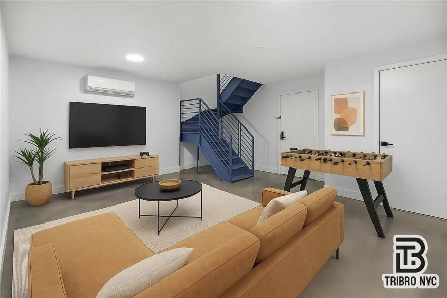 Apartment for rent at 771 Lexington Ave #2E, Brooklyn, NY 11221