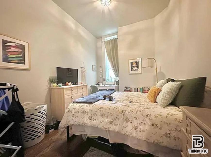 Apartment for rent at 489 Washington Ave #1, Brooklyn, NY 11238
