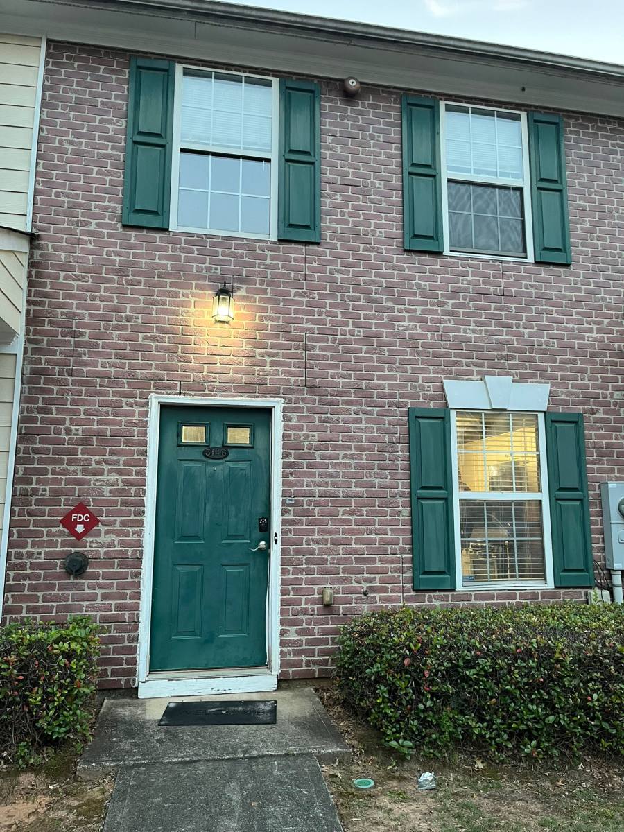 Townhouse for rent at 3146 Panthers Trace, Decatur, GA 30034