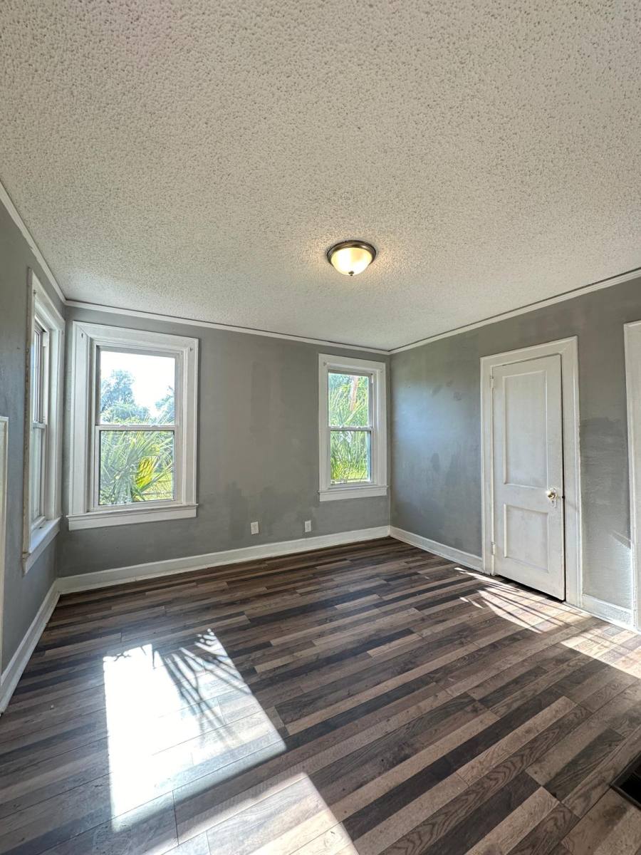 Apartment for rent at 29 W 18th St #1F, Jacksonville, FL 32206