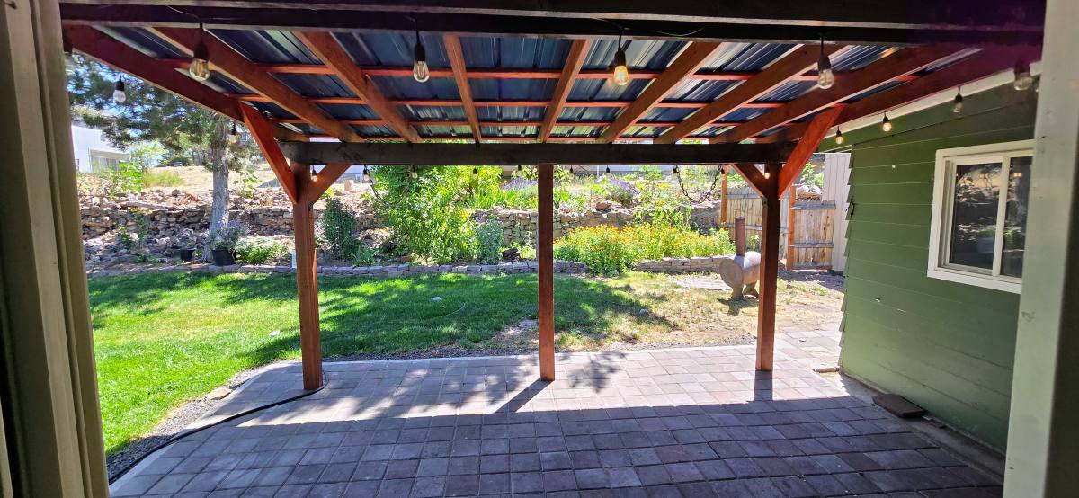 House for rent at 637 SE Commerce St, Madras, OR 97741