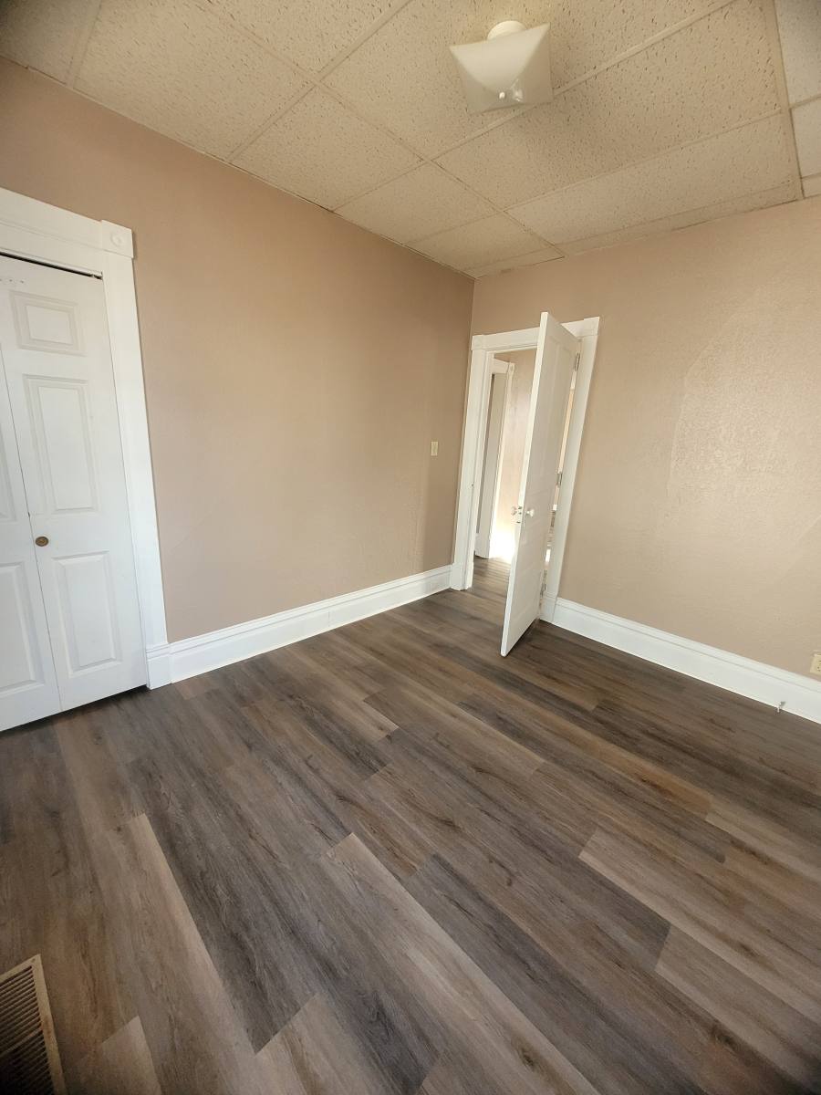 Apartment for rent at 2905 Burden St, Dubuque, IA 52001