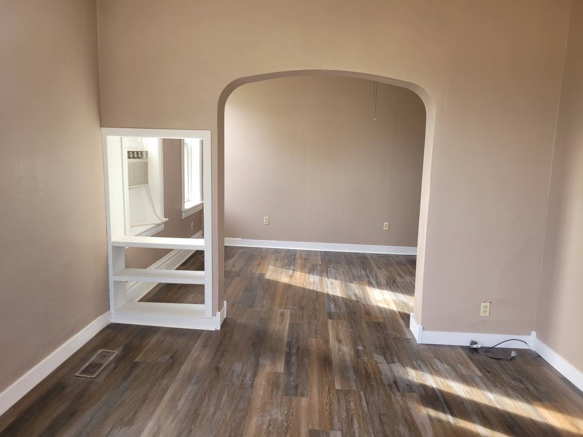 Apartment for rent at 2905 Burden St, Dubuque, IA 52001