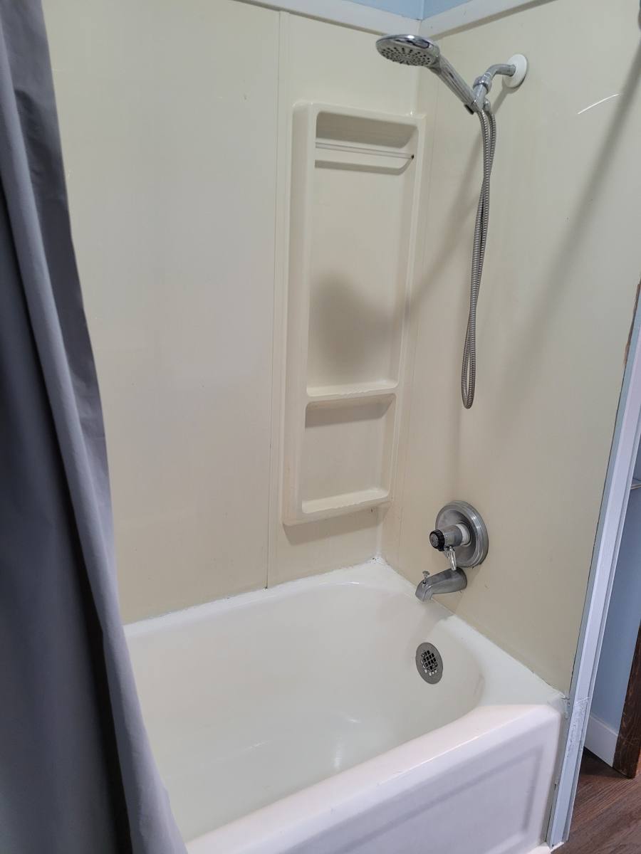 Apartment for rent at 2905 Burden St, Dubuque, IA 52001