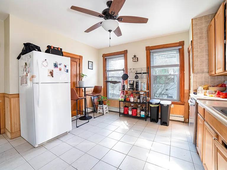 Apartment for rent at 74 Green Hill Parkway, Worcester, MA 01605