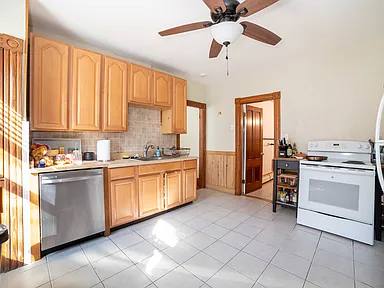 Apartment for rent at 74 Green Hill Parkway, Worcester, MA 01605