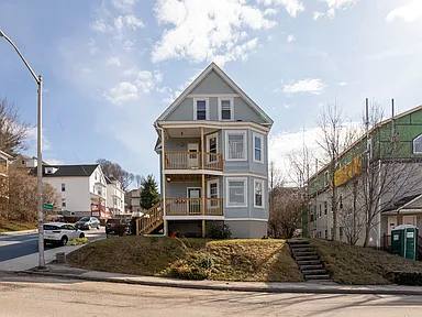 Apartment for rent at 74 Green Hill Parkway, Worcester, MA 01605