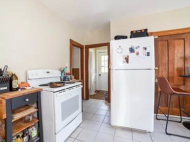 Apartment for rent at 74 Green Hill Parkway, Worcester, MA 01605