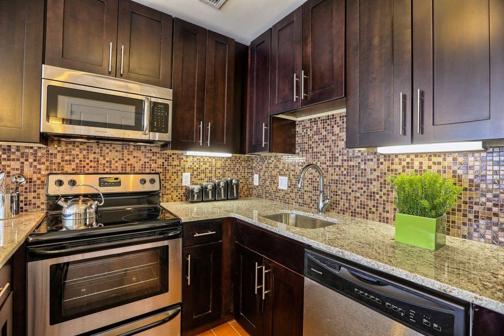 Apartment for rent at Executive House, 101 S 2nd St, Harrisburg, PA 17101