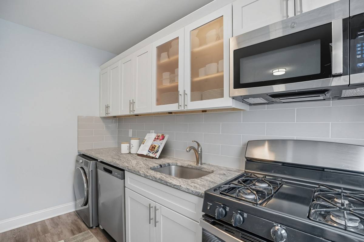 Apartment for rent at Eagle Rock at Huntington Station, 156 E Pulaski Rd, Huntington Station, NY 11746