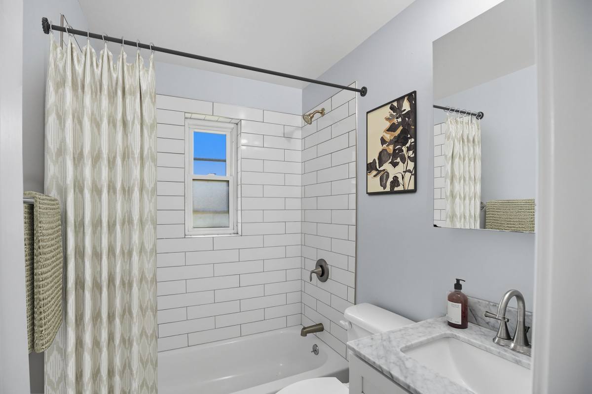 Apartment for rent at Eagle Rock at Huntington Station, 156 E Pulaski Rd, Huntington Station, NY 11746