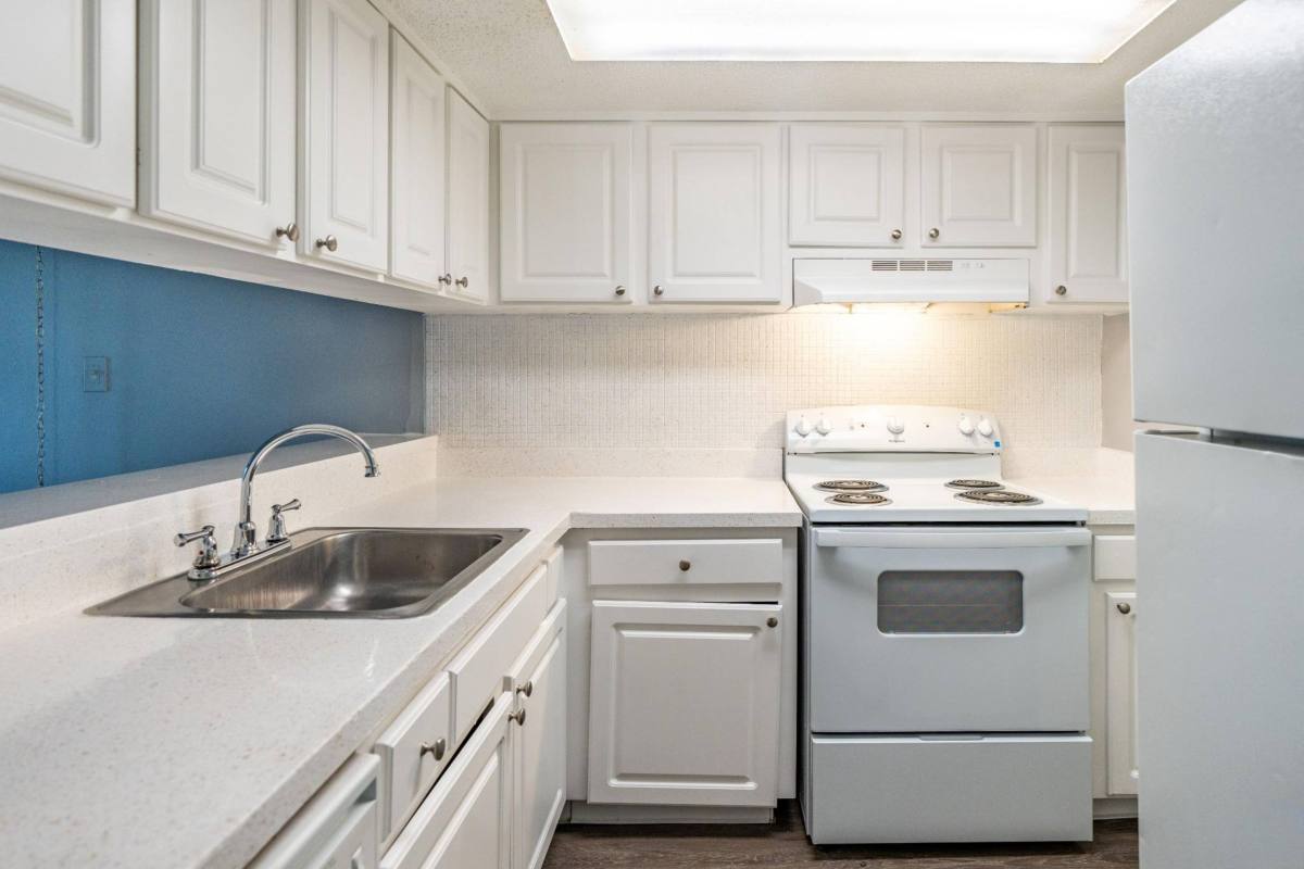 Apartment for rent at The Grove at Temple Terrace, 8740 Grove Terrace, Tampa, FL 33617