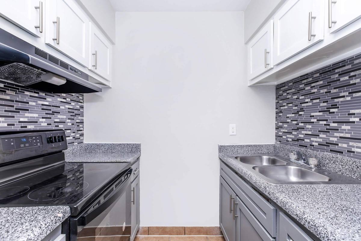 Apartment for rent at Encanto, 7132 Lawndale St, Houston, TX 77023