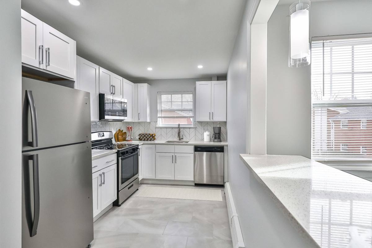 Apartment for rent at Partridge Run, 130 New Rd, Parsippany, NJ 07054