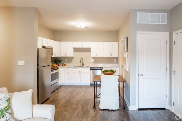 Apartment for rent at Finish Line, 5420 Eight Bells Lane, Louisville, KY 40258