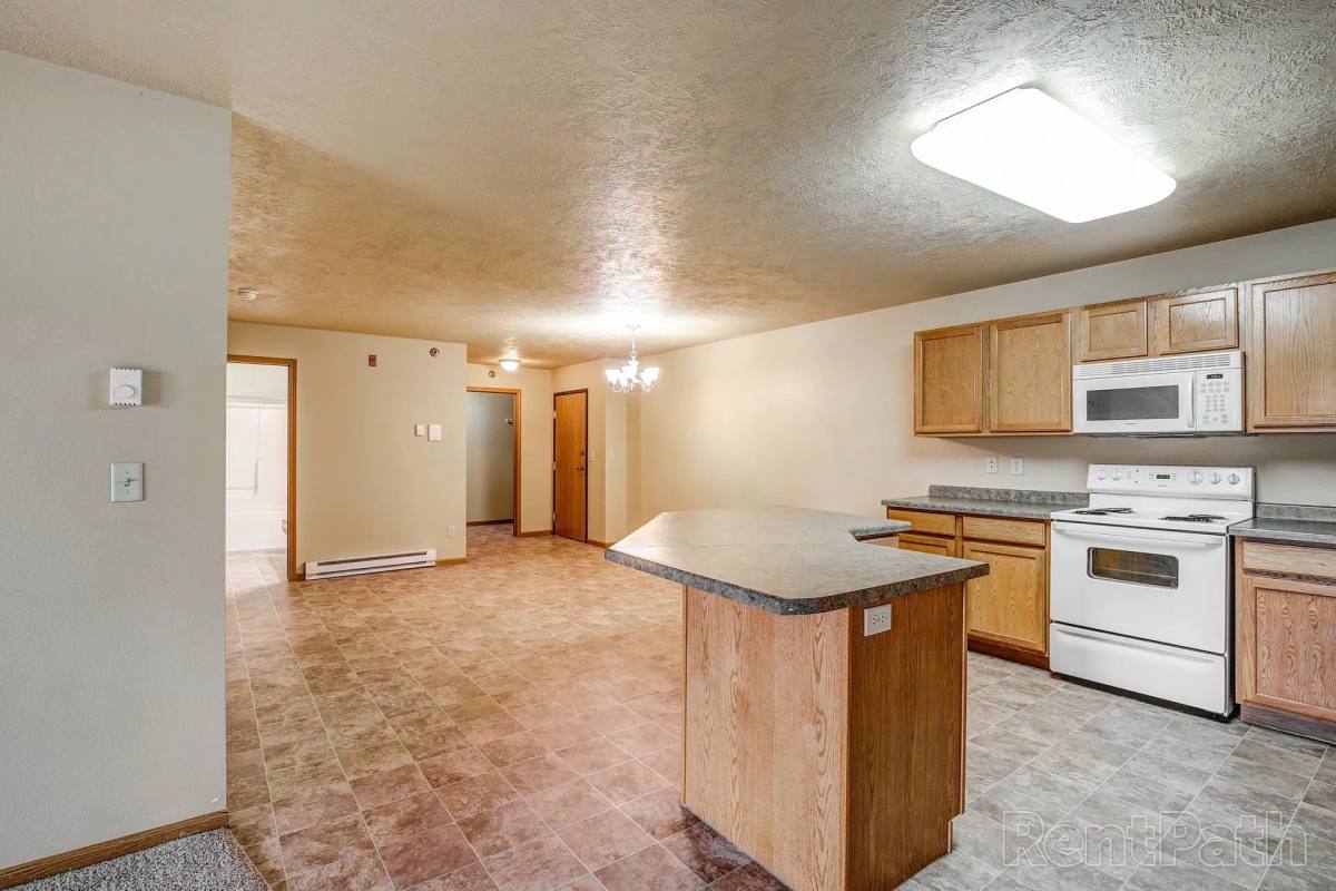 Apartment for rent at Hawk Pointe, 4201 Montreal St, Bismarck, ND 58503