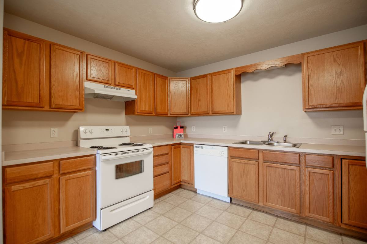 Apartment for rent at Terrace Pointe, 425 Calgary Ave, Bismarck, ND 58503