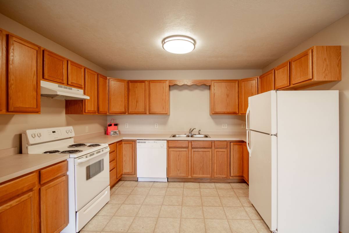 Apartment for rent at Terrace Pointe, 425 Calgary Ave, Bismarck, ND 58503