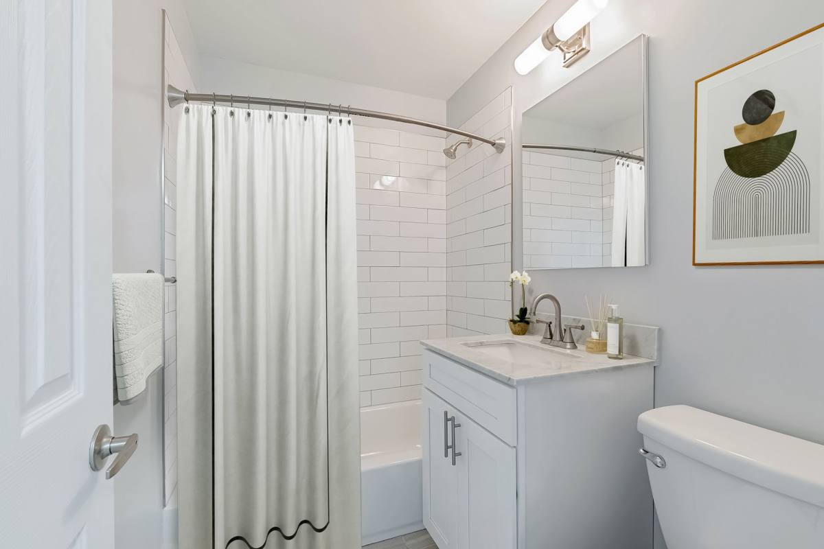 Apartment for rent at Grove Gardens, 180 Guy Lombardo Ave, Freeport, NY 11520