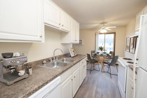 Apartment for rent at Como Park, 1405 Jessamine Ave W #208, Saint Paul, MN 55108