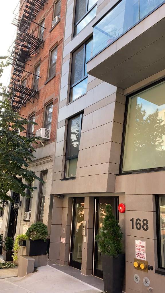 Apartment for rent at 168 E 100th St, New York, NY 10029