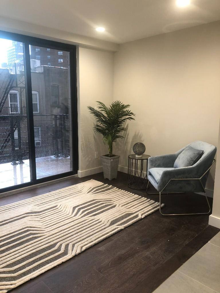 Apartment for rent at 168 E 100th St, New York, NY 10029