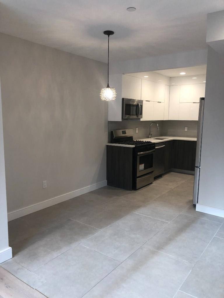 Apartment for rent at 168 E 100th St, New York, NY 10029