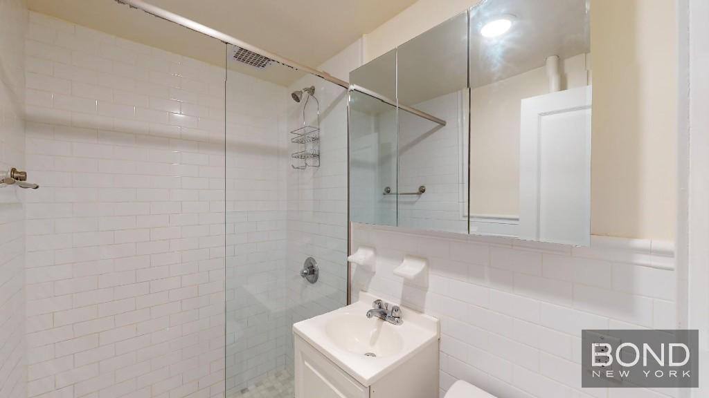 Apartment for rent at 321 W 105th St #1B, New York, NY 10025