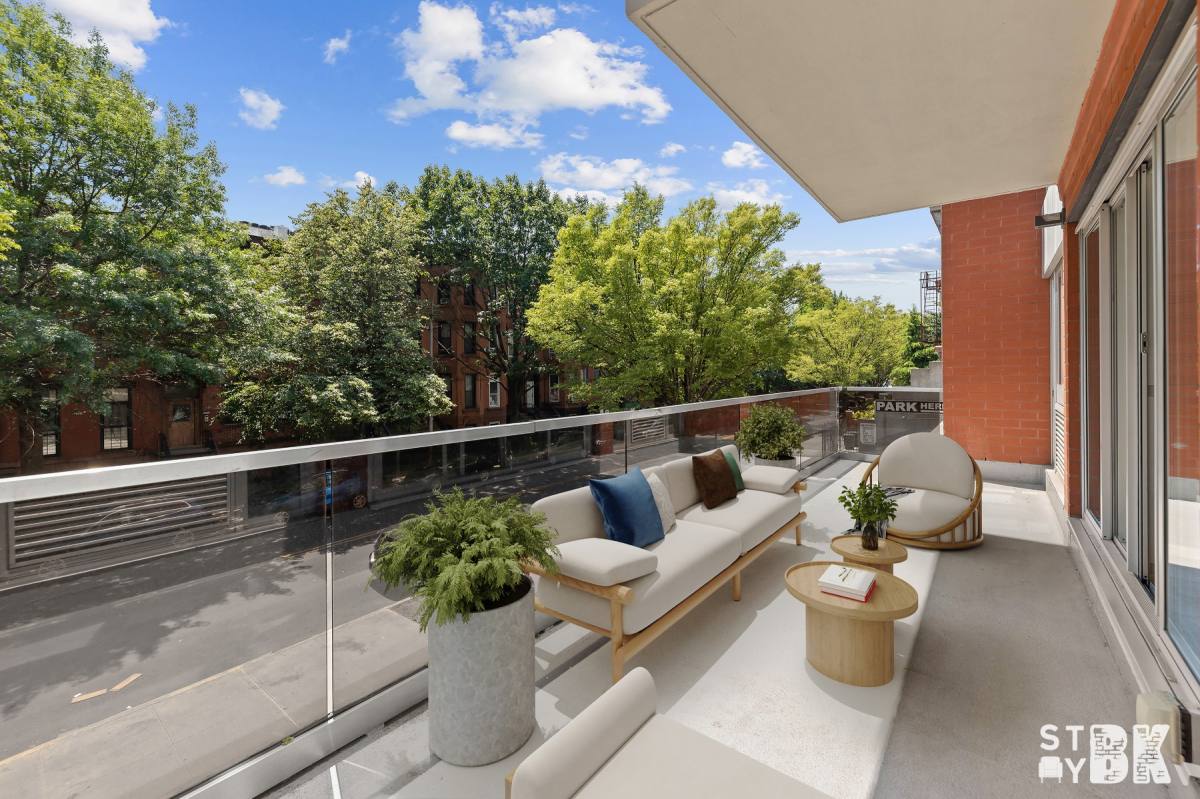 Apartment for rent at 333 Greene Ave #D2, Brooklyn, NY 11238