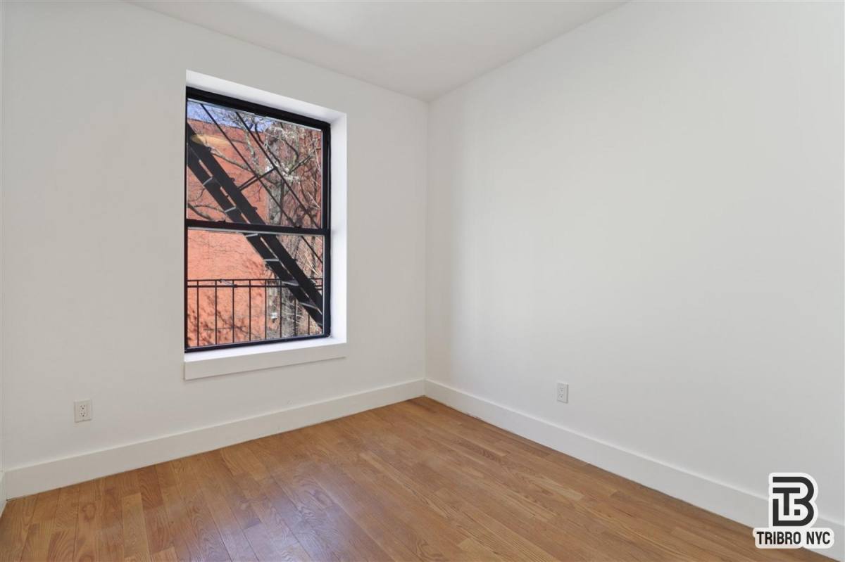 Apartment for rent at 104 Graham #2F, Brooklyn, NY 11206