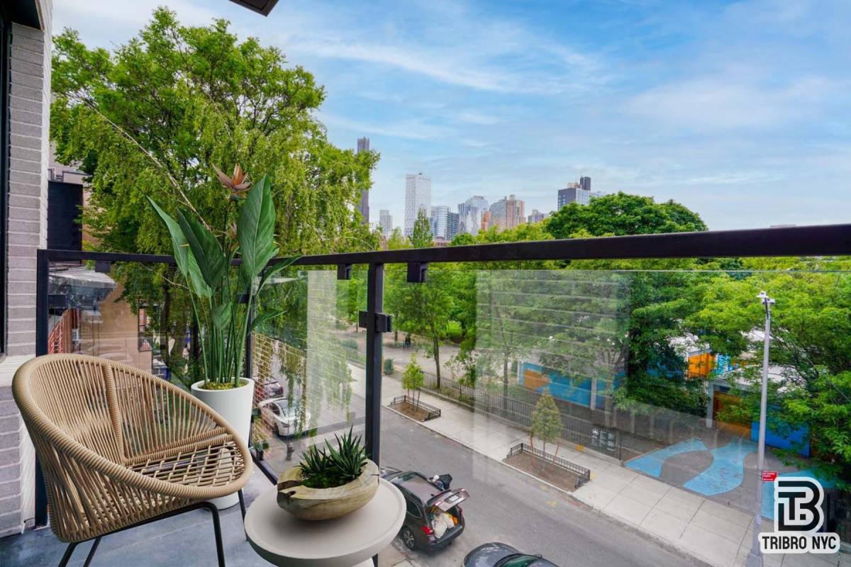Apartment for rent at 13 N Elliott Place #3, Brooklyn, NY 11205