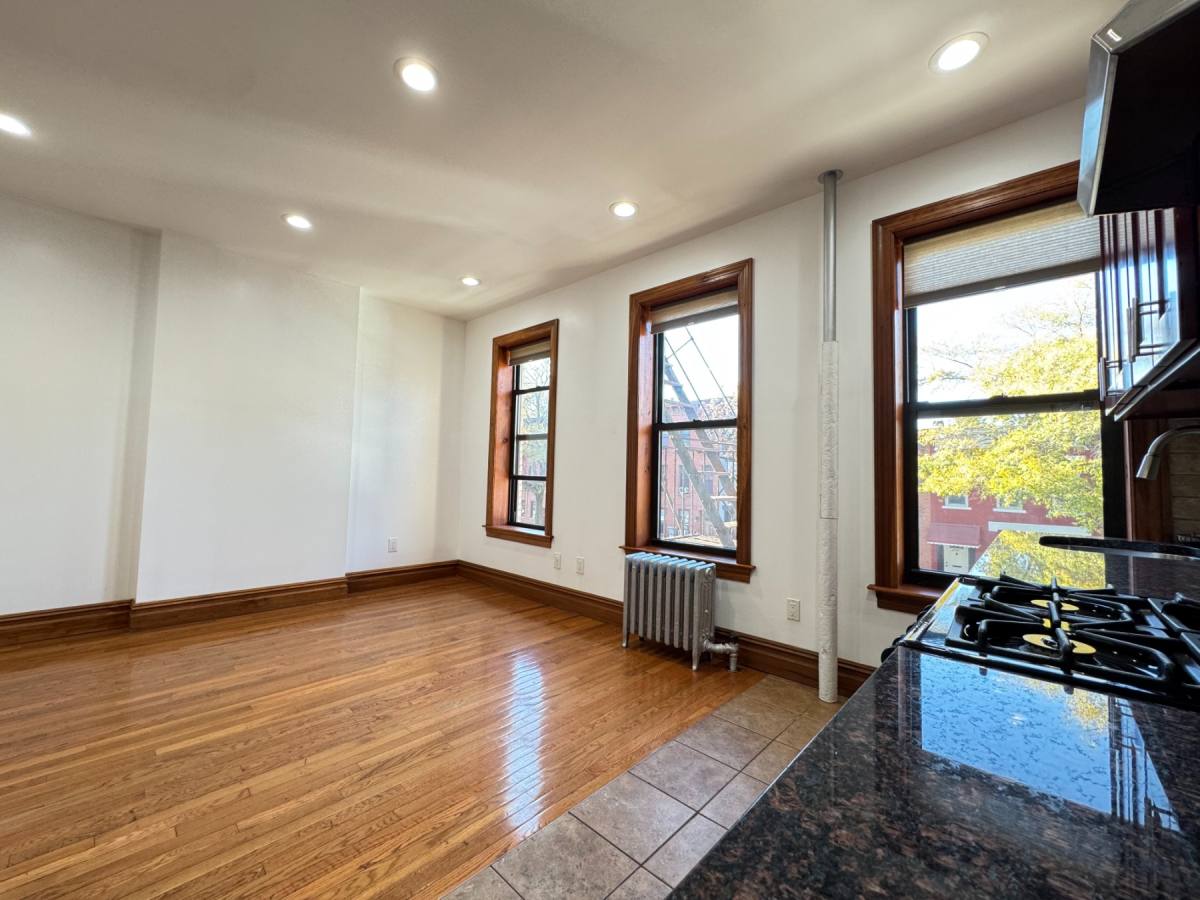 Apartment for rent at 471 Seventh Ave #2F, Brooklyn, NY 11215
