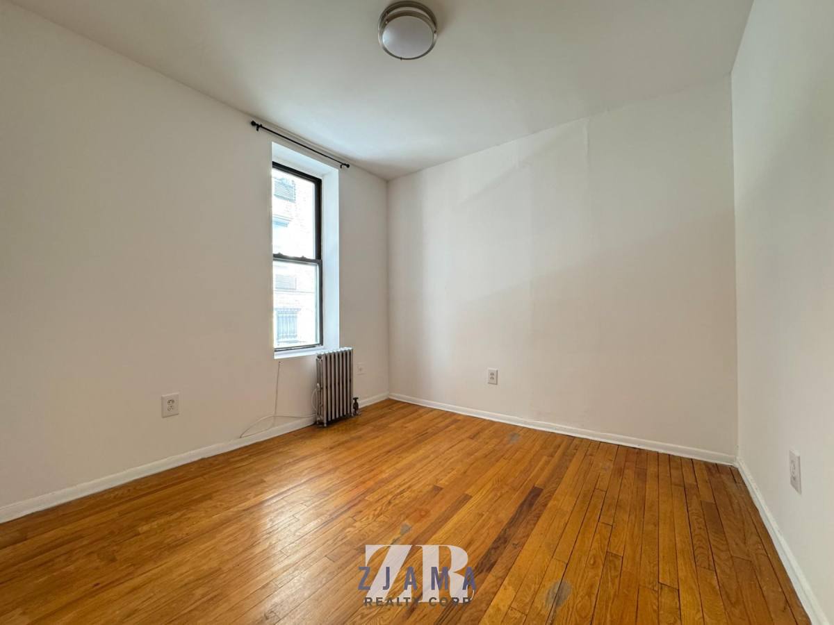 Apartment for rent at 392 E 4th St #3A, Brooklyn, NY 11218