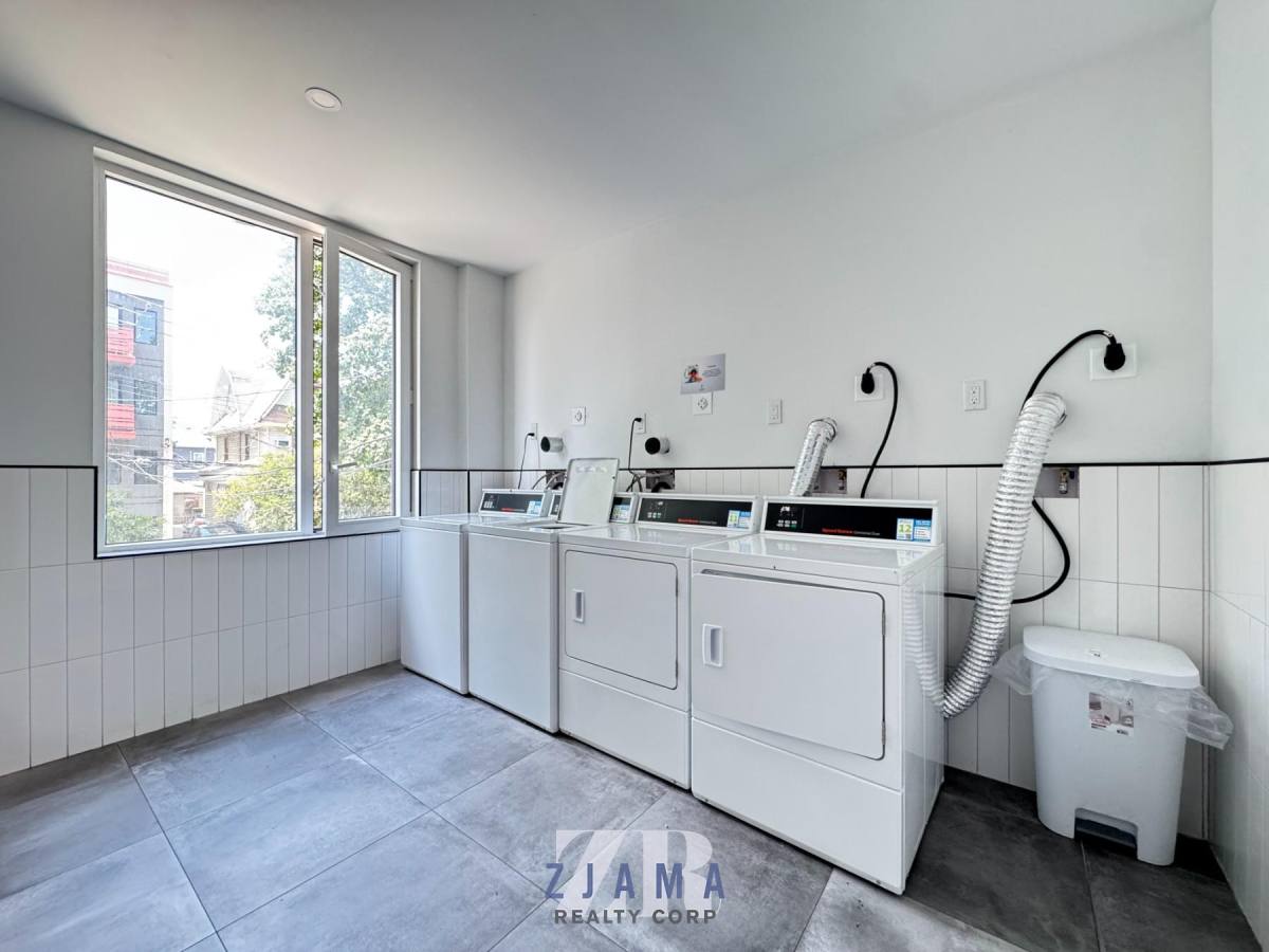 Apartment for rent at 1629 Brooklyn Ave #2D, Brooklyn, NY 11210