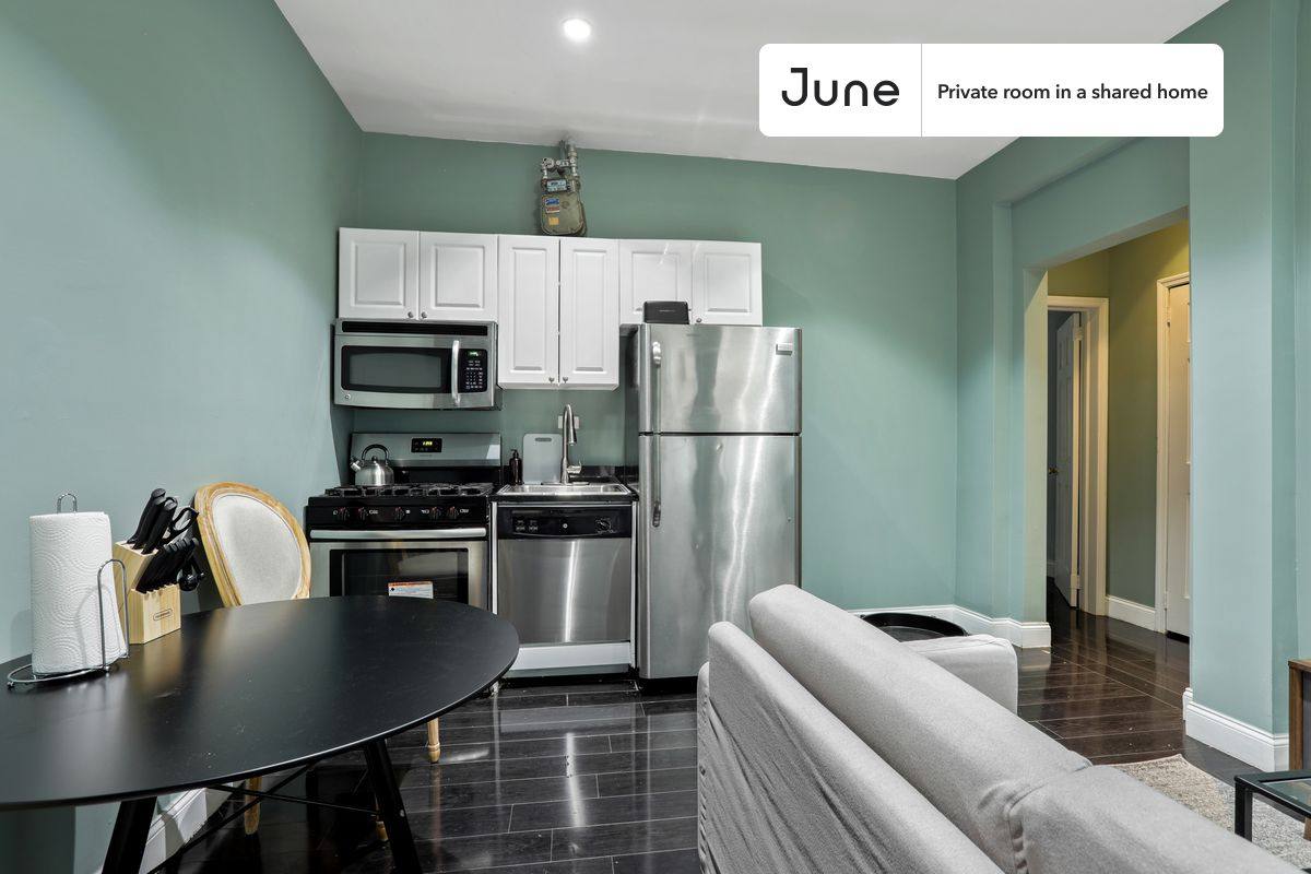Apartment for rent at 23 E 109th St, New York, NY 10029