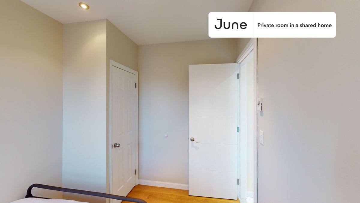 Apartment for rent at 961 Columbus Ave, New York, NY 10025