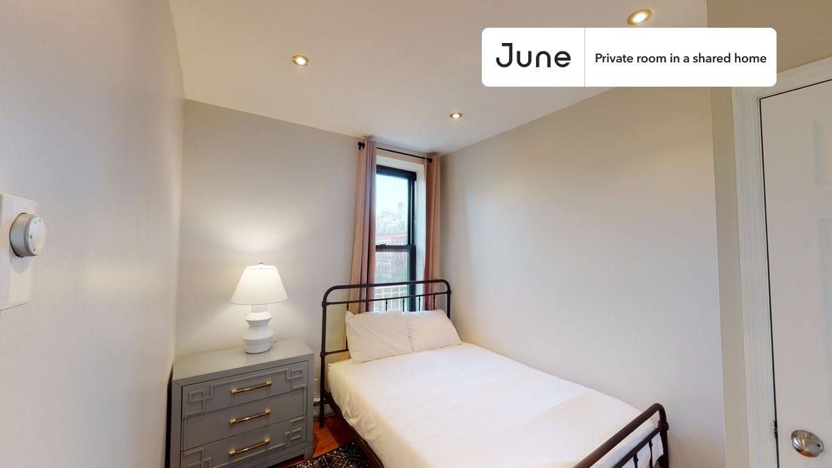 Apartment for rent at 961 Columbus Ave, New York, NY 10025