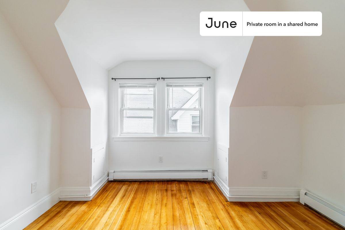 Apartment for rent at 36 Newcastle Rd, Brighton, MA 02135