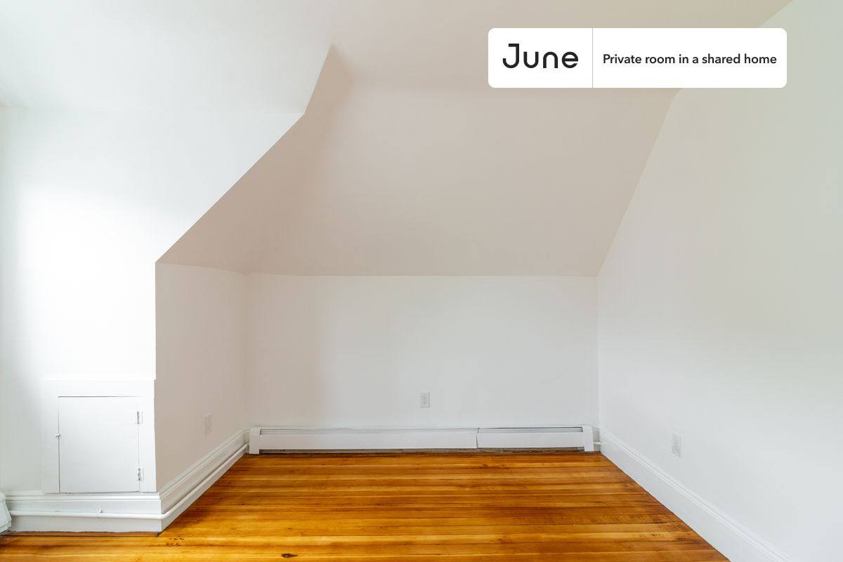 Apartment for rent at 36 Newcastle Rd, Brighton, MA 02135