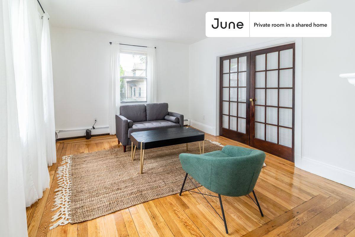 Apartment for rent at 36 Newcastle Rd, Brighton, MA 02135