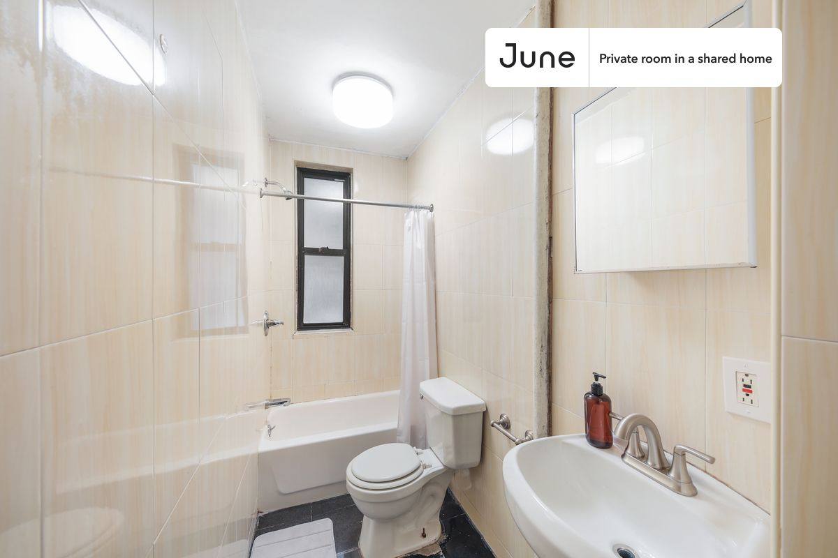 Apartment for rent at 225 W 109th St, New York, NY 10025