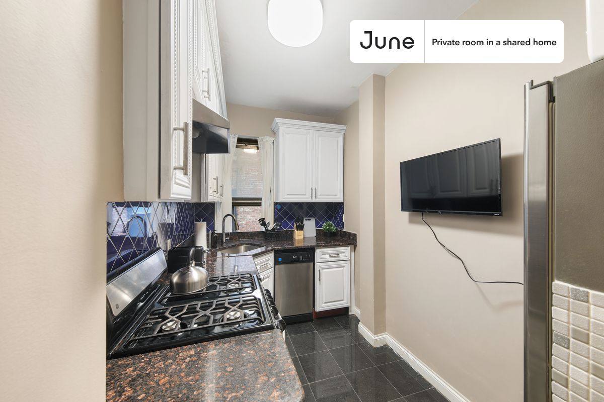Apartment for rent at 225 W 109th St, New York, NY 10025