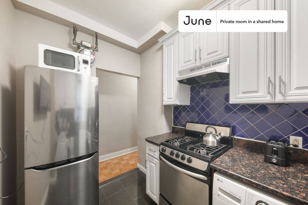 Apartment for rent at 225 W 109th St, New York, NY 10025
