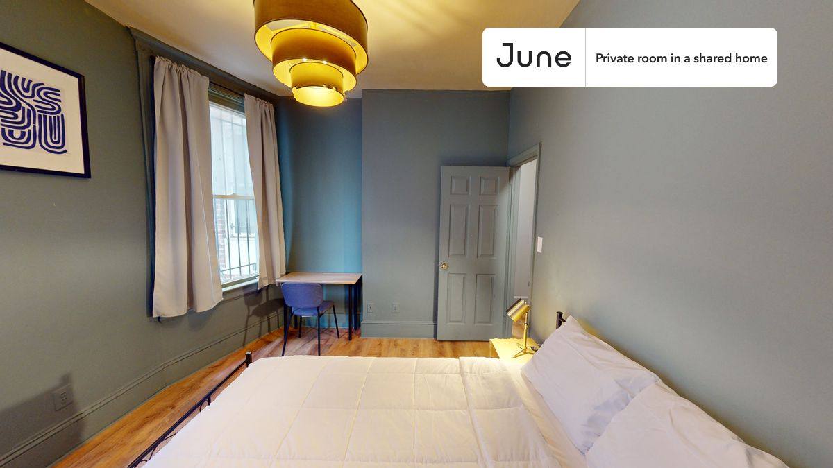 Apartment for rent at 1227 Harvard St NW, Washington, DC 20009
