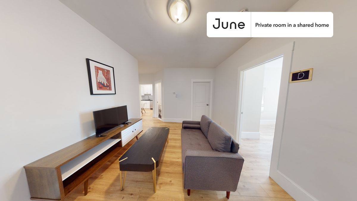 Apartment for rent at 1682 Commonwealth Ave #D, Brighton, MA 02135