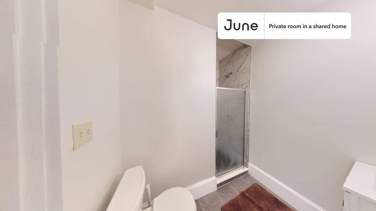 Apartment for rent at 1682 Commonwealth Ave #D, Brighton, MA 02135