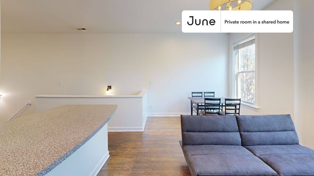 Apartment for rent at 20 S Seeley Ave #C, Chicago, IL 60612