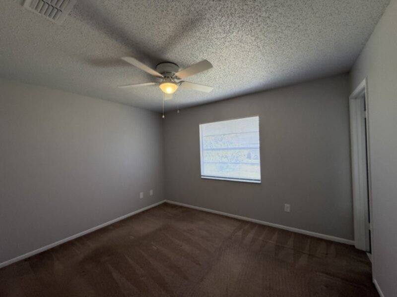 Apartment for rent at 3940 Alpert Dr, Orlando, FL 32810
